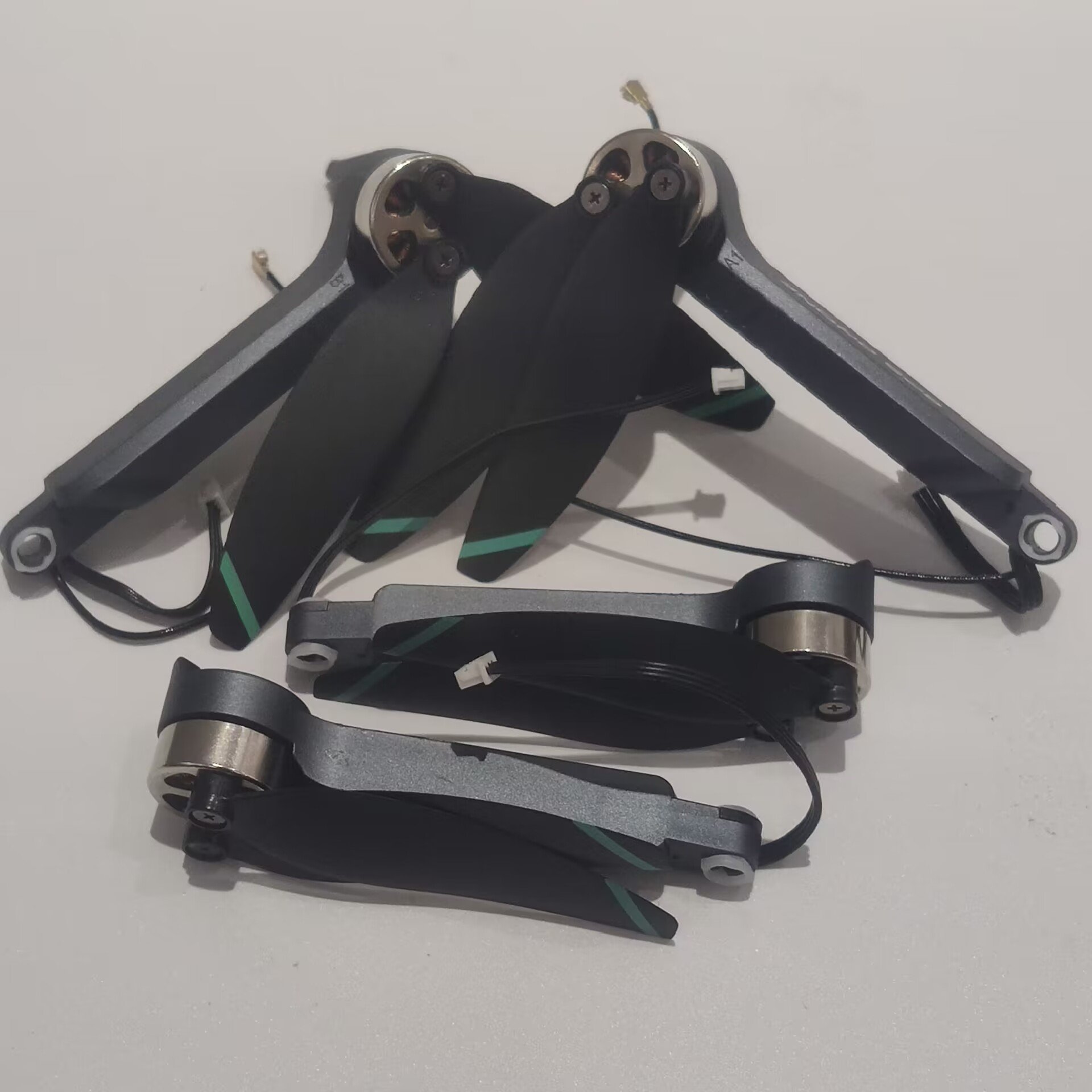 Braço do motor sem escova a1/b - Lyzrc Drone avaliação e preço
